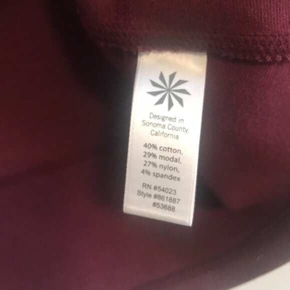 ATHLETA Burgundy Zipper Skirt Size XXS - Picture 5 of 6